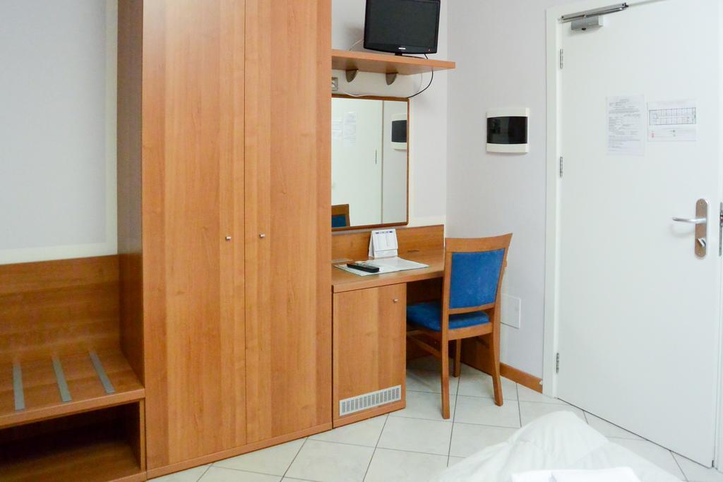 Albergo Meuble Abatjour Mantua Zewnętrze zdjęcie