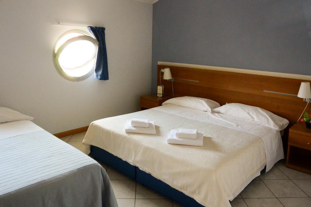 Albergo Meuble Abatjour Mantua Zewnętrze zdjęcie