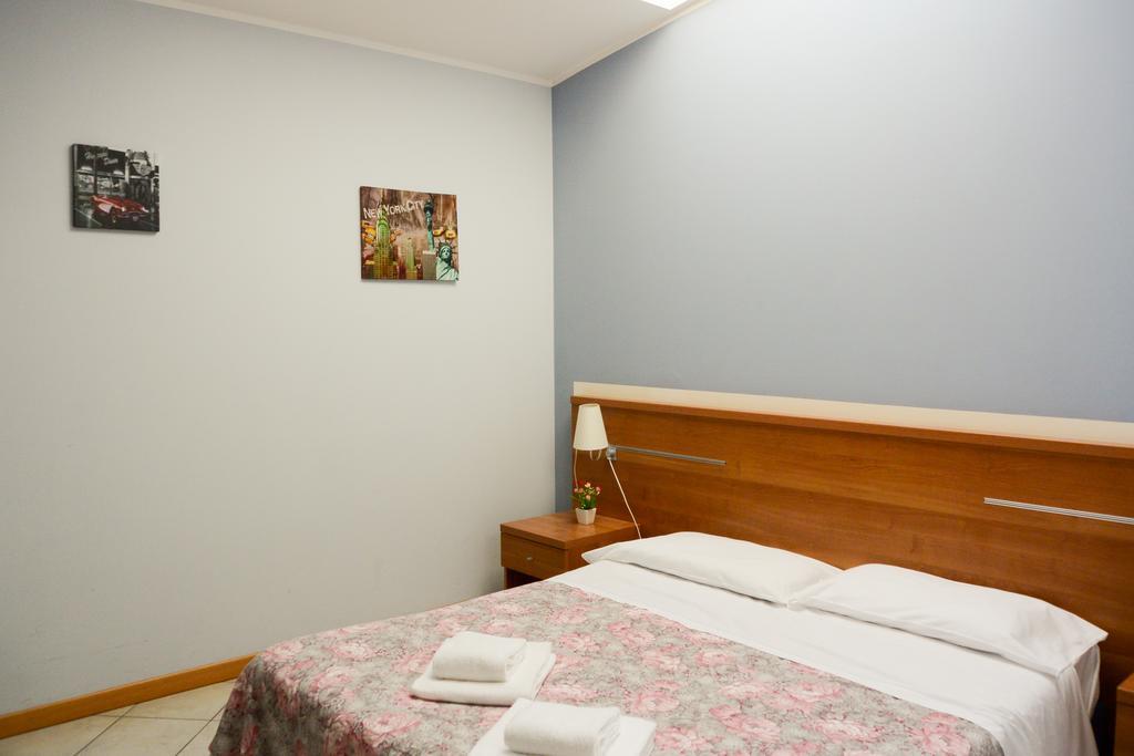 Albergo Meuble Abatjour Mantua Zewnętrze zdjęcie
