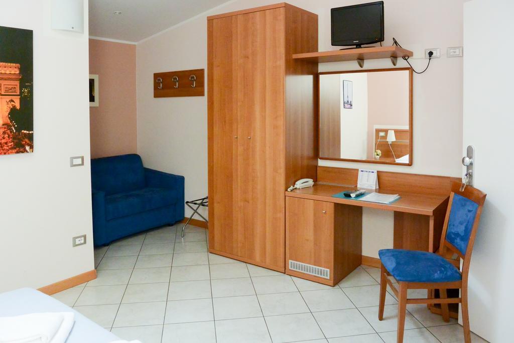 Albergo Meuble Abatjour Mantua Zewnętrze zdjęcie