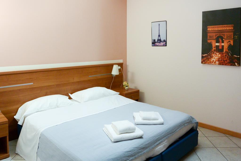 Albergo Meuble Abatjour Mantua Zewnętrze zdjęcie